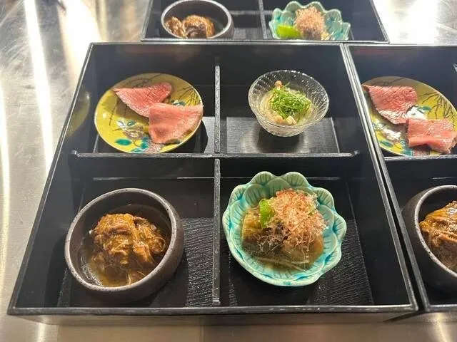 おばんざいが味わえるレストランを神奈川県横浜市中区伊勢佐木町で選ぶコツと落ち着ける居酒屋の魅力